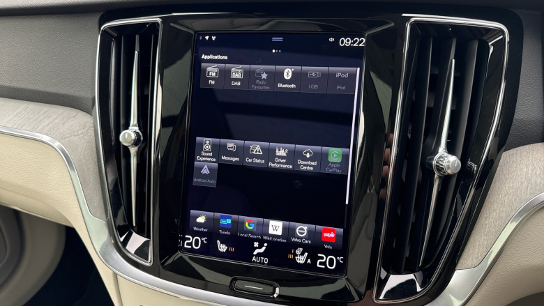 Volvo V60 2.0 B5P Cross Country 5dr AWD Auto Petrol Estate